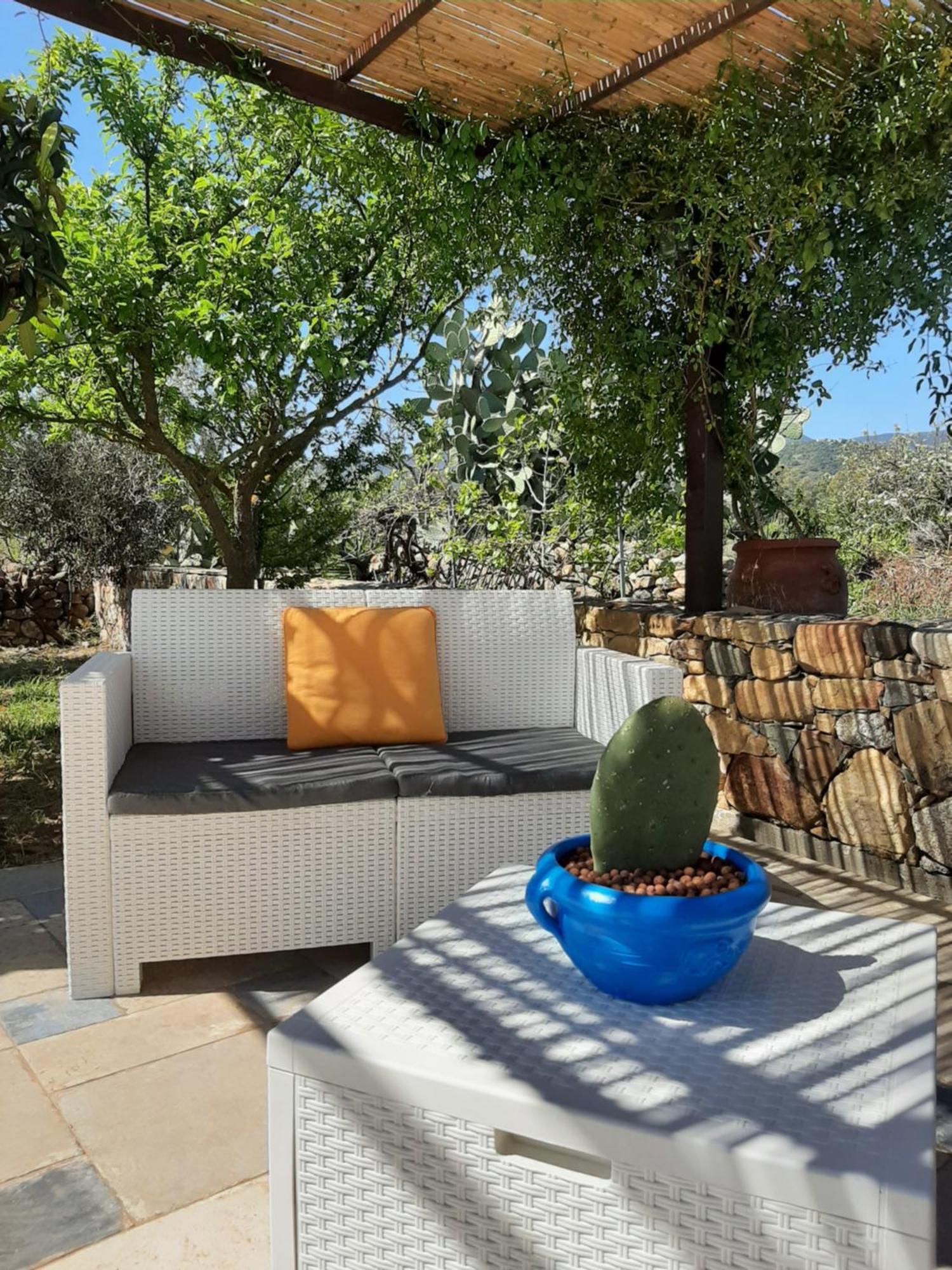 カスティアーダス Casale Diletta Bed & Breakfast エクステリア 写真